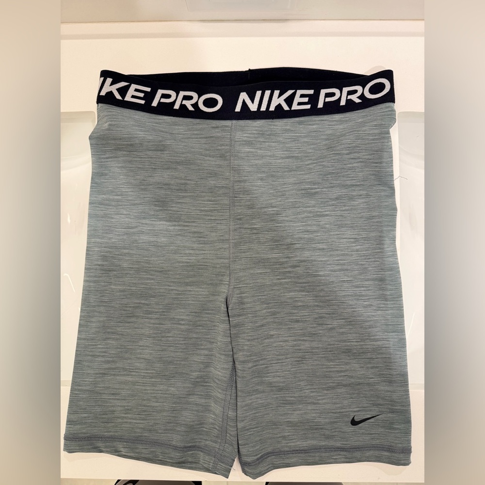 Nike pro spandex shorts 7